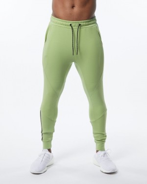 Alphalete ELMTS Cuffed Uomo Pantaloni Jogger Verdi Chiaro | 97GWQXPYS