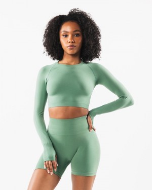 Alphalete Stratus LS Crop Donna Magliette Verdi | 89IKJLOFV