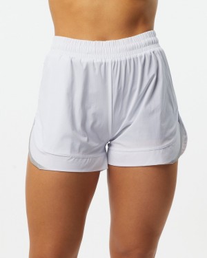 Alphalete Stride 3" Donna Pantaloncini Bianche | 01UYZXESD