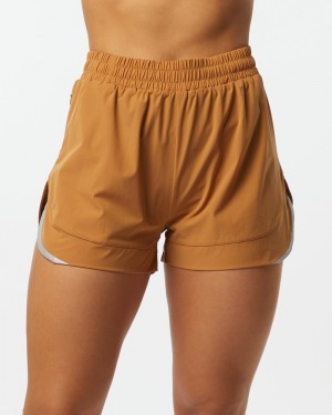 Alphalete Stride 3" Donna Pantaloncini Marroni | 46UIRAWDP