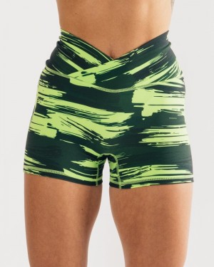 Alphalete Surface Power 5" Donna Pantaloncini Camouflage | 40BTISQGU