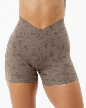 Alphalete Surface Power 5" Donna Pantaloncini Beige | 16JZUMQKX