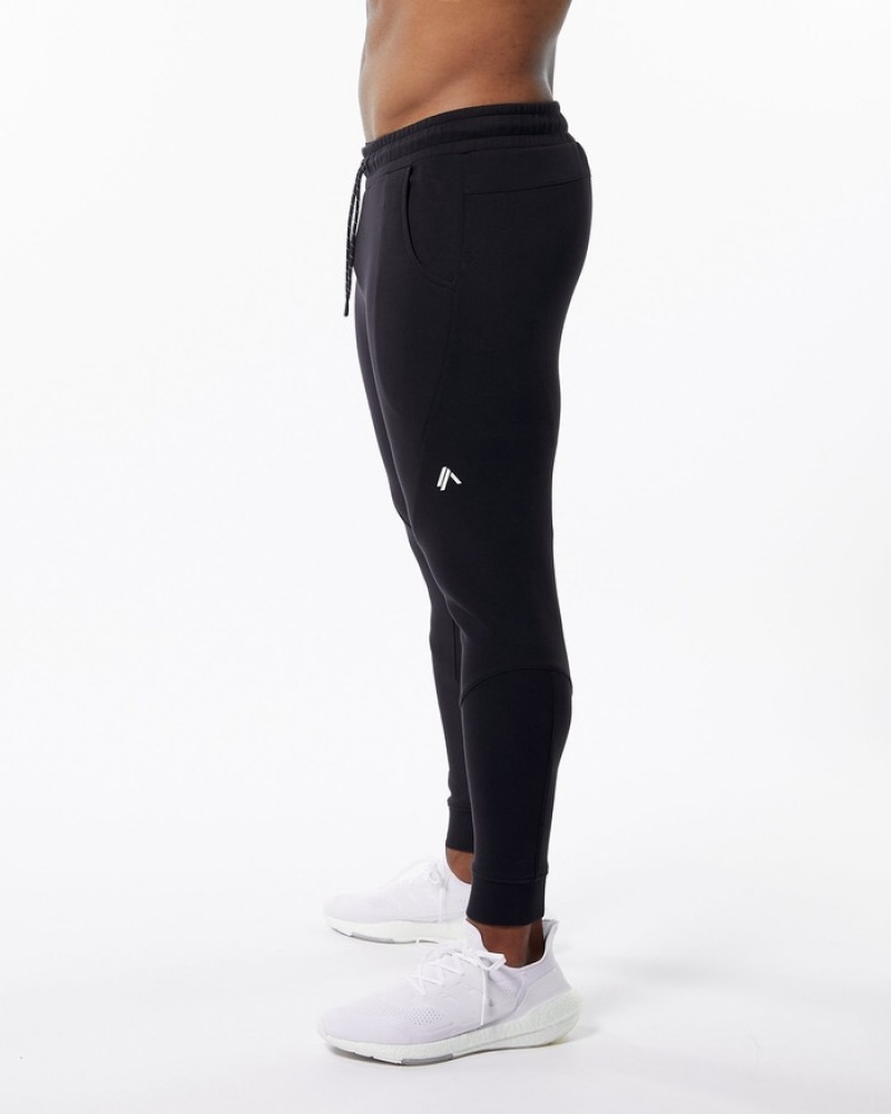 Alphalete ELMTS Cuffed Uomo Pantaloni Jogger Nere | 50RBDGCPA