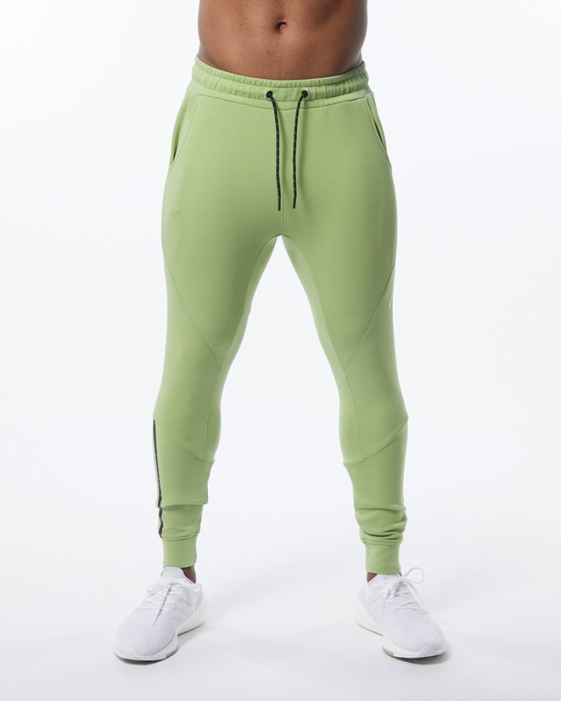 Alphalete ELMTS Cuffed Uomo Pantaloni Jogger Verdi Chiaro | 97GWQXPYS