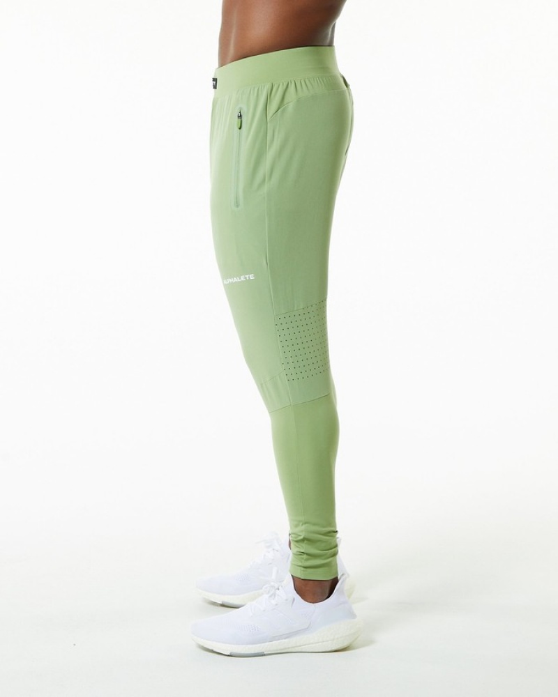 Alphalete Infinity Tech Uomo Pantaloni Jogger Verdi | 20HYKCPOE