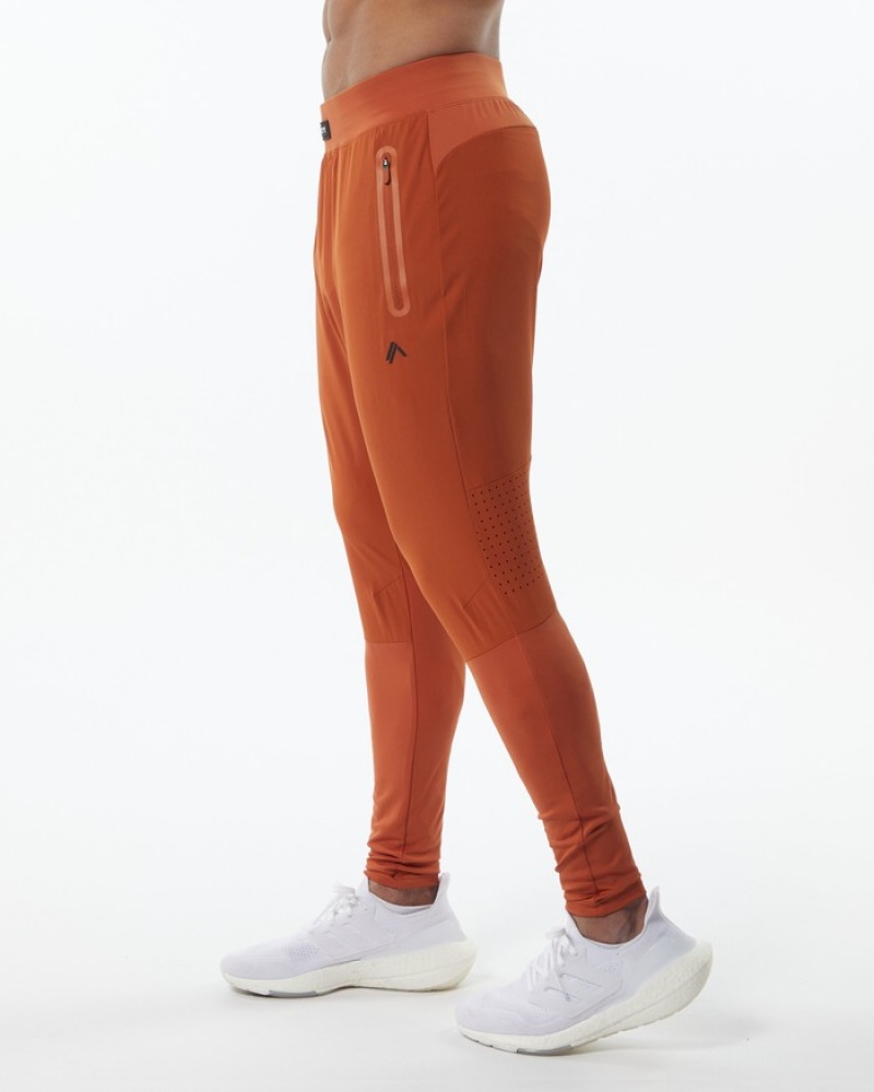 Alphalete Infinity Tech Uomo Pantaloni Jogger Arancioni | 38DQCWFIS